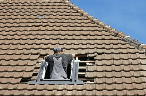 Pose de velux à Saint-Genis de Saintonge